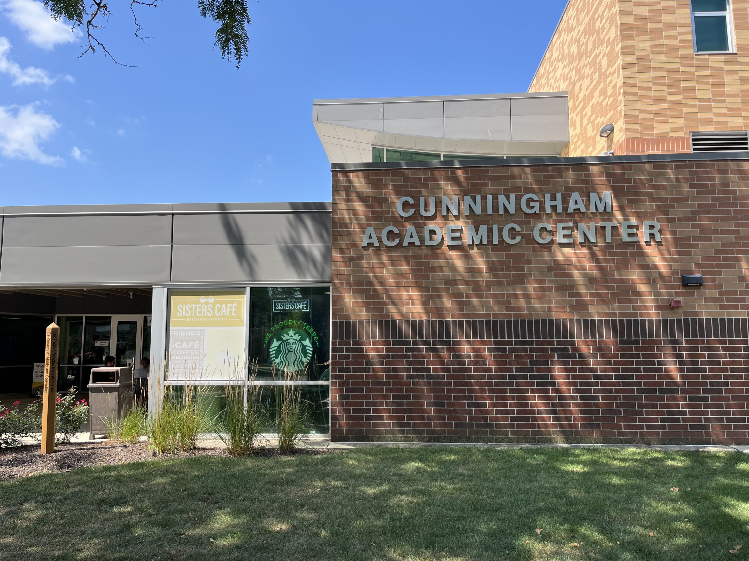 Cunningham Academic Center on the Manchester University Campus